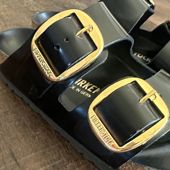 Birkenstock Arizona Patent Leather Big Buckle Sandals - Picture 4 of 4